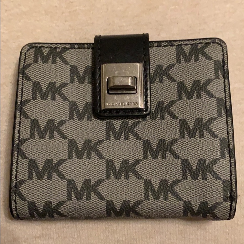 Michael Kors wallet